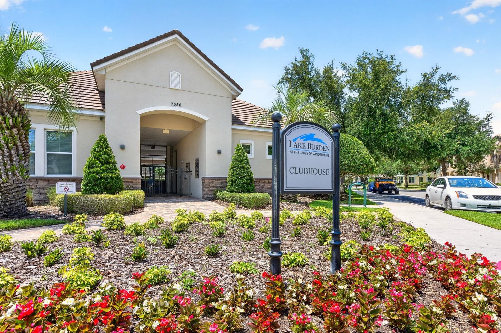 You are just steps from community amenities! - 11429 BROWNSTONE ST, WINDERMERE