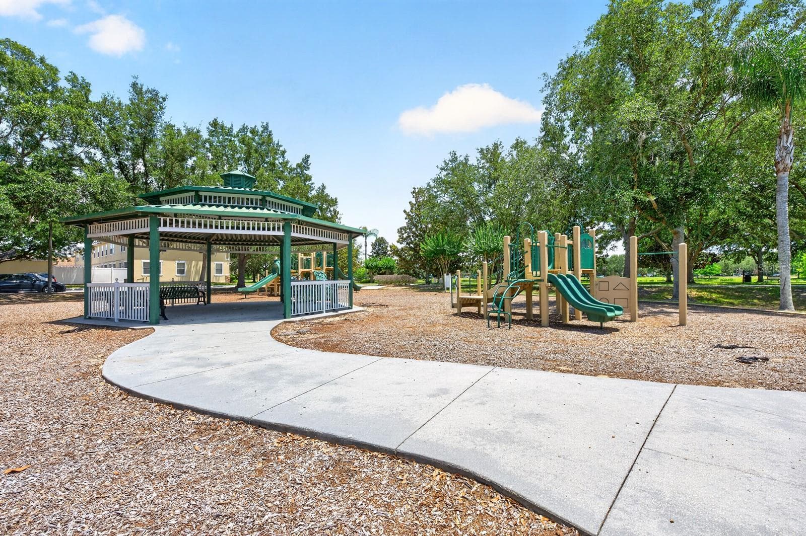 Playground/Covered Seating. - 11429 BROWNSTONE ST, WINDERMERE