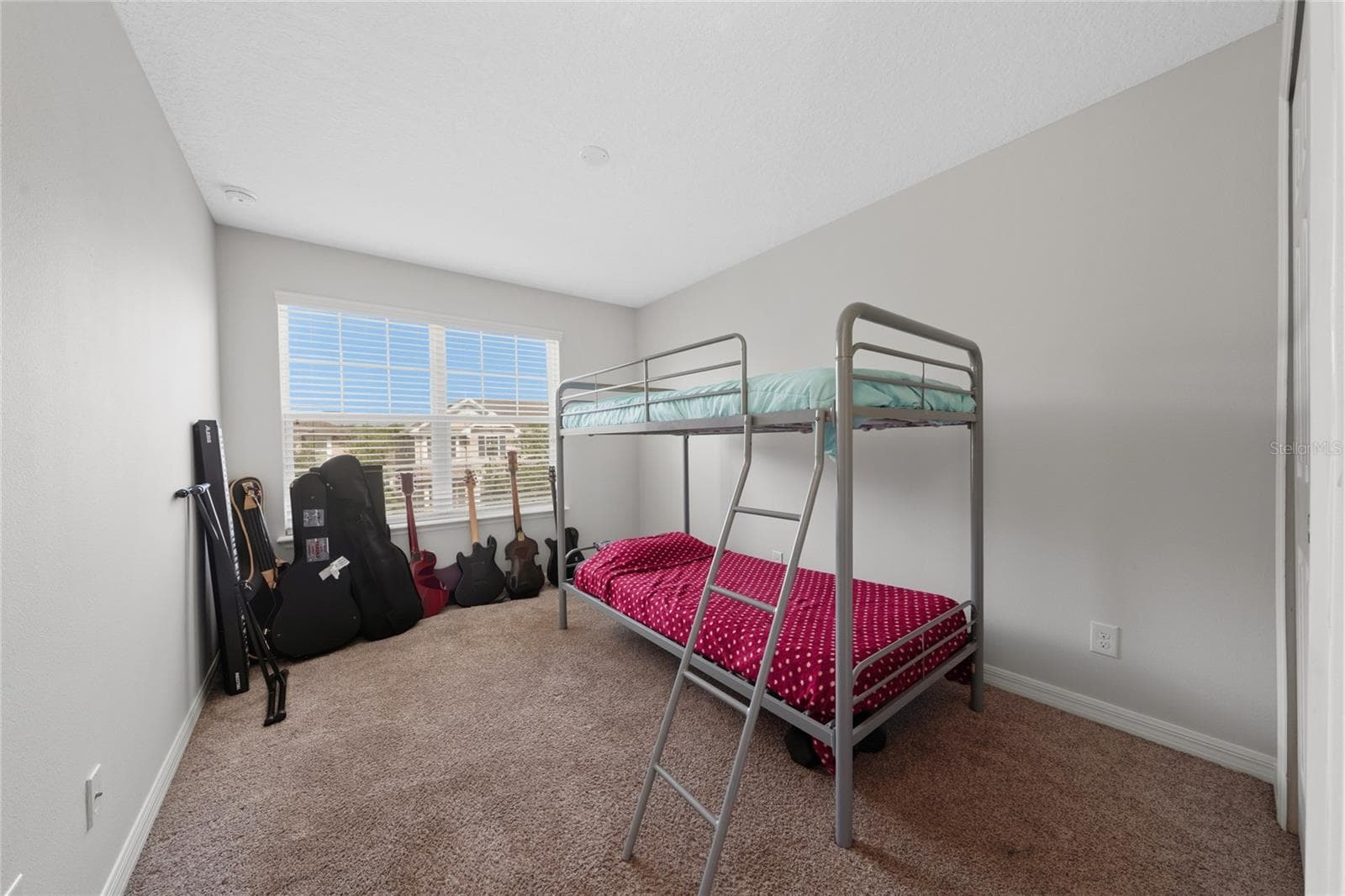 Townhouse at 8659 VEDDER LN, ORLANDO, photo 18 of 32