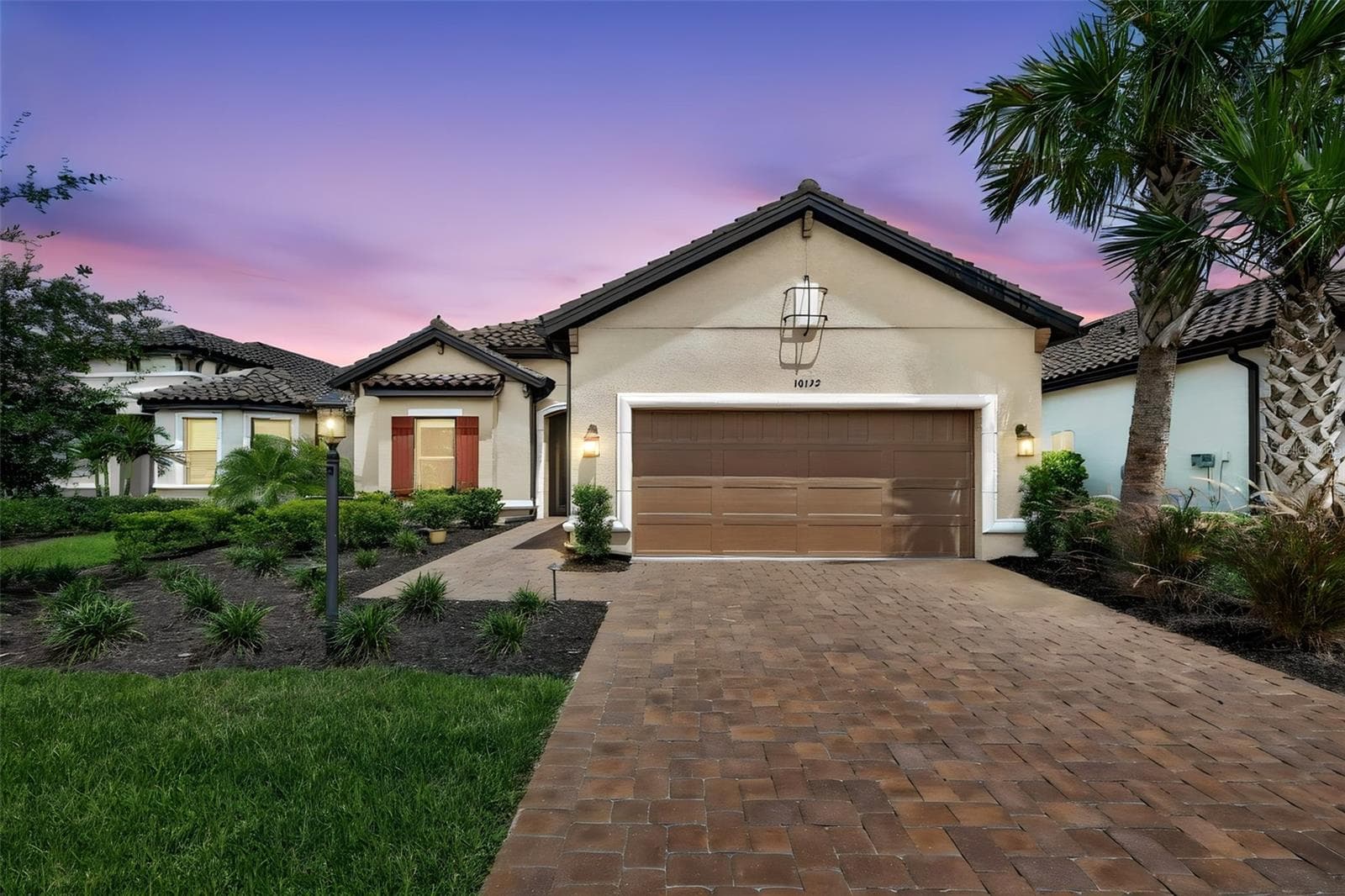 Single Family Residence at 10132 SILENT NIGHT LN, SARASOTA, photo 3 of 74