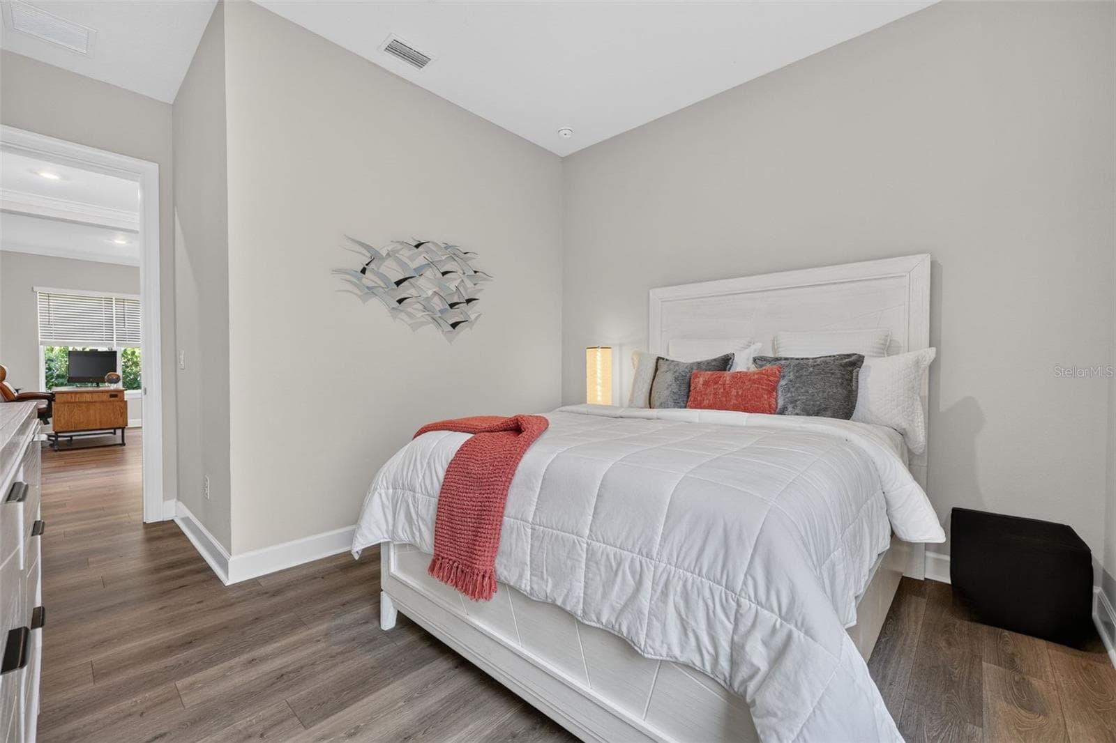 Single Family Residence at 10132 SILENT NIGHT LN, SARASOTA, photo 24 of 74
