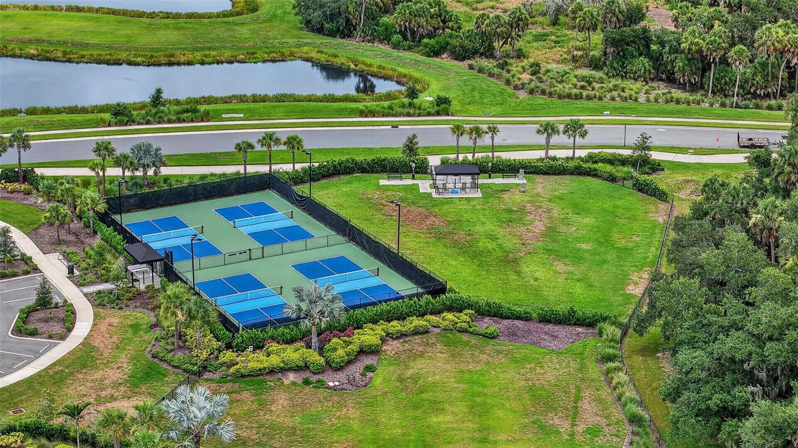 Single Family Residence at 10132 SILENT NIGHT LN, SARASOTA, photo 64 of 74