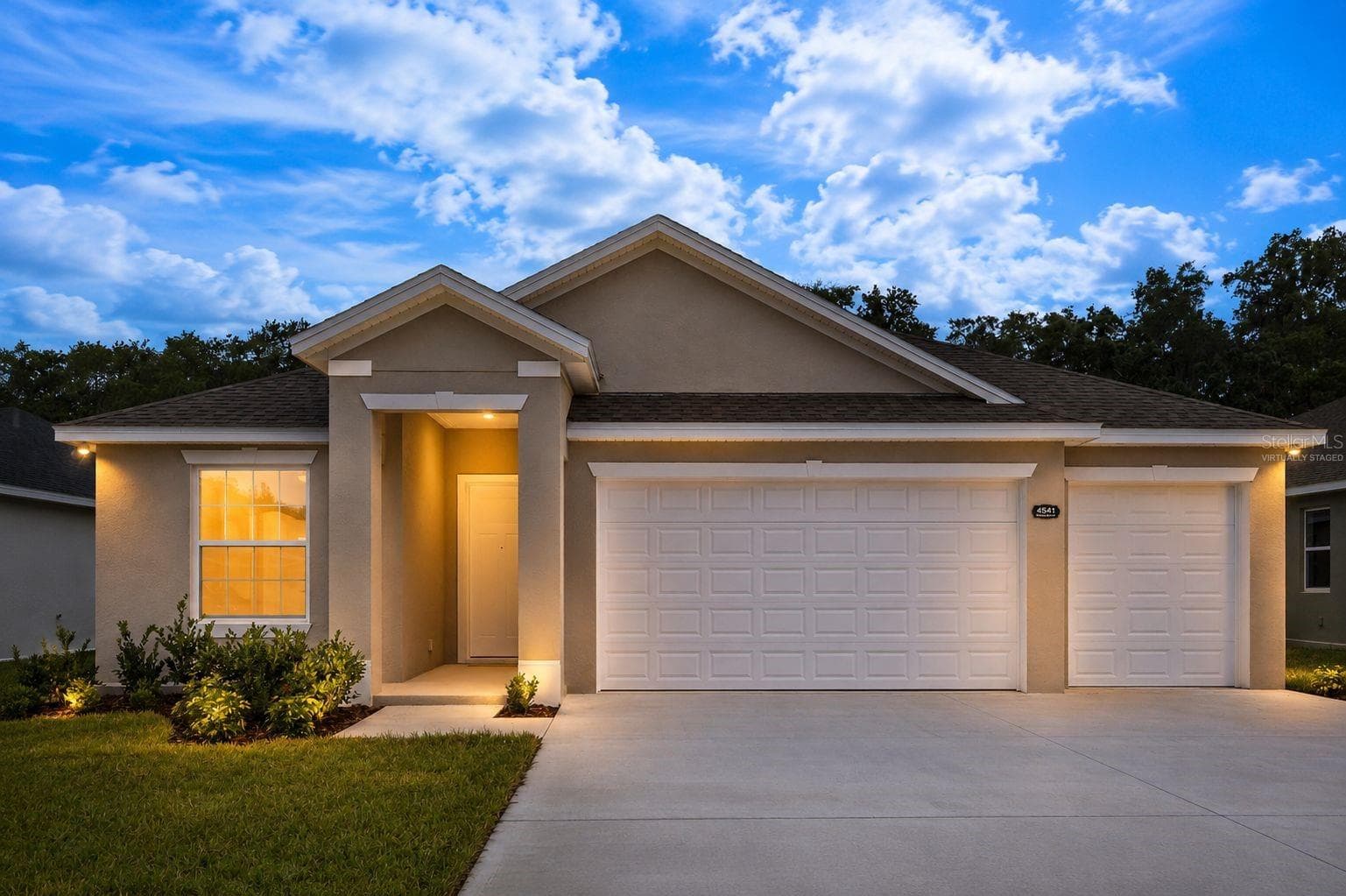 4541 FAIRWAY OAKS DR