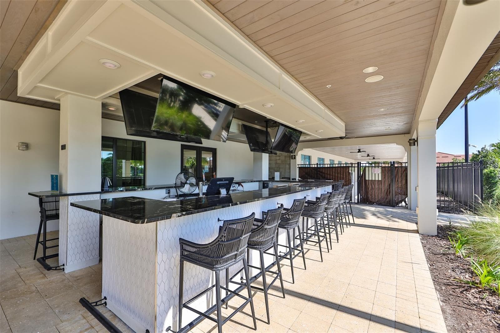 Townhouse at 5305 STOIC VALE DR, WIMAUMA, photo 60 of 68