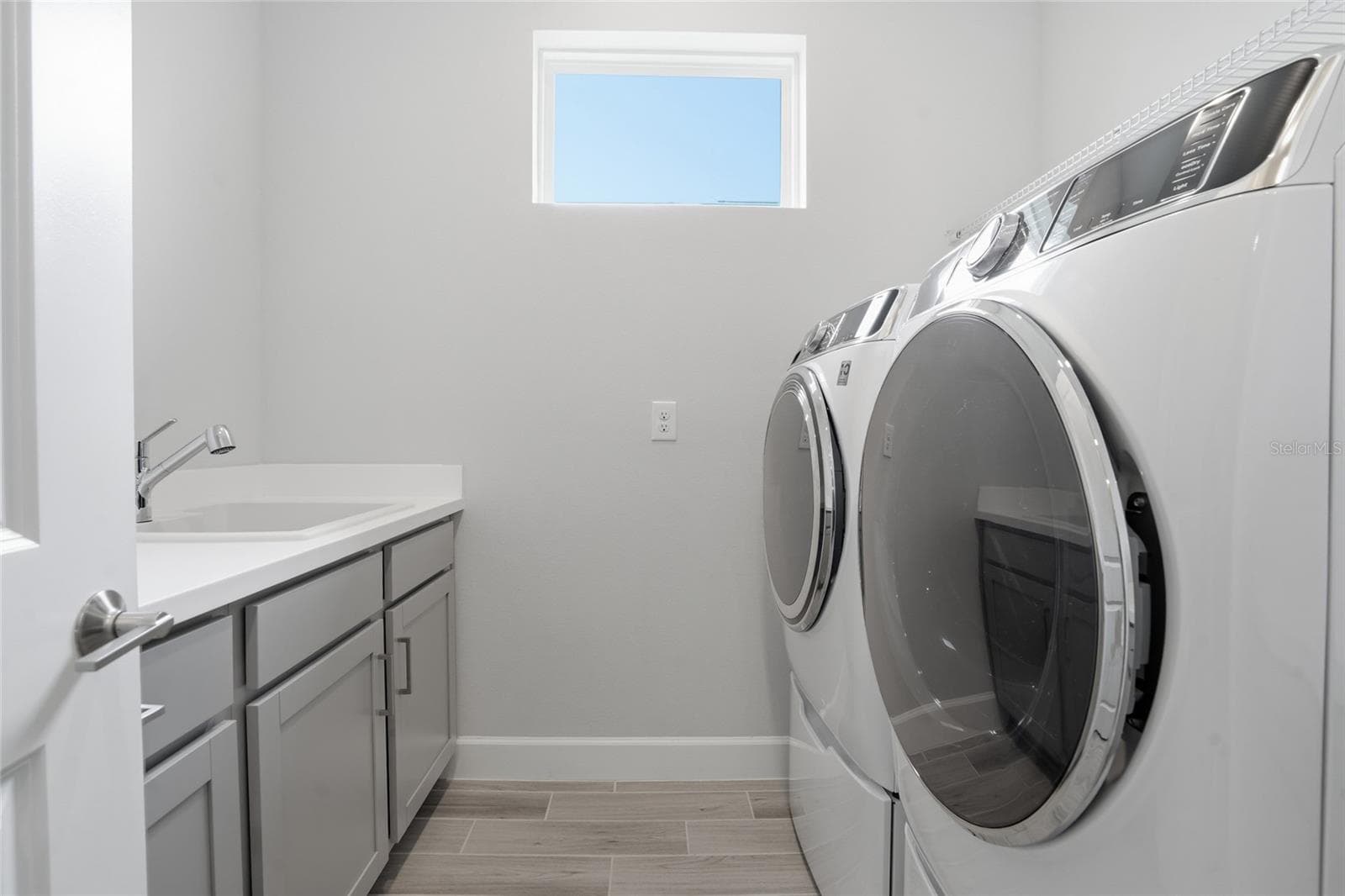 Laundry - 4718 GAROFALO RD, WESLEY CHAPEL