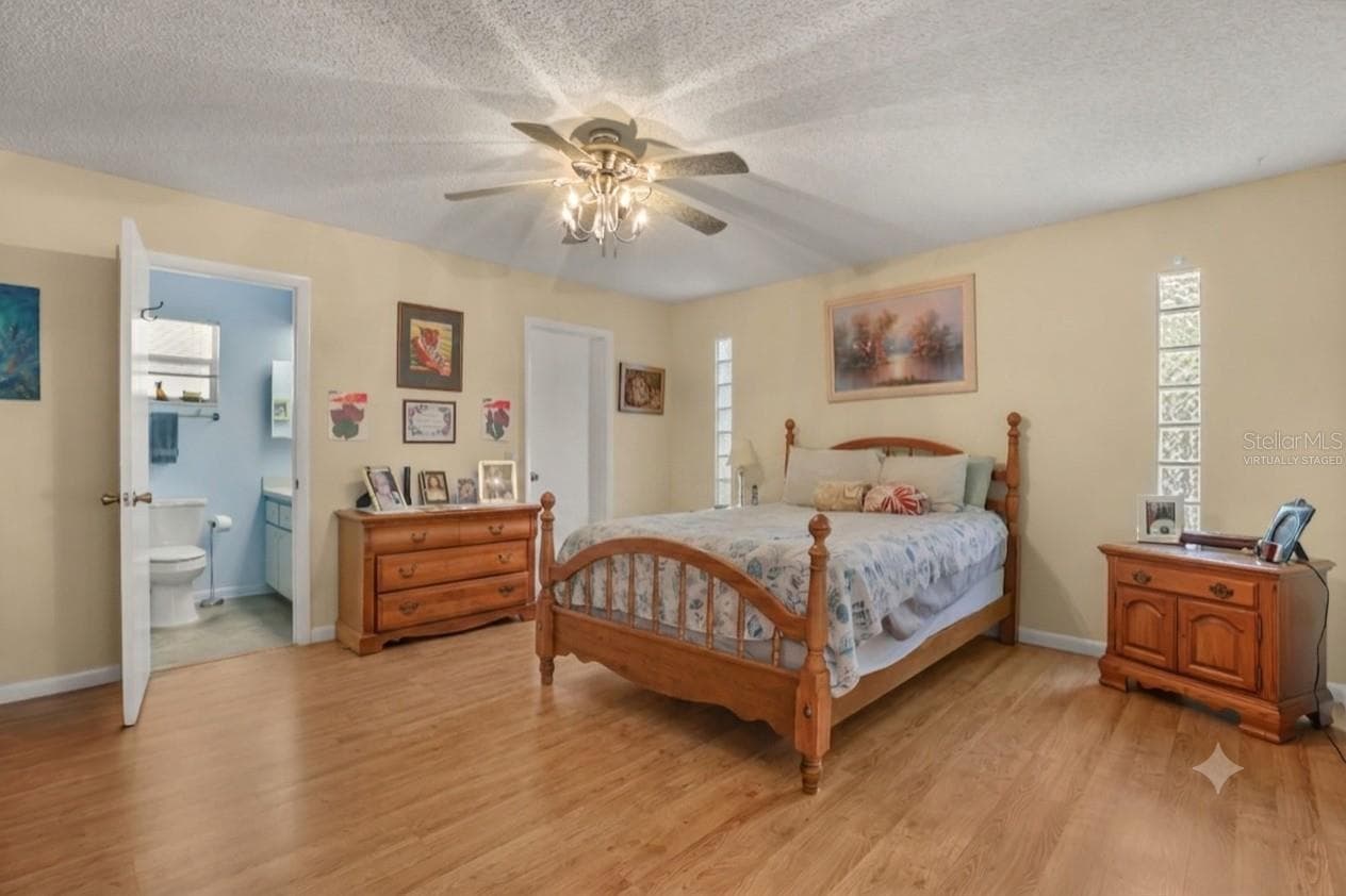 Virtually Staged - 1305 MORAY CT, LEESBURG