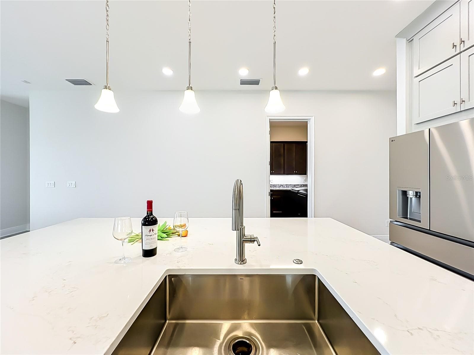 Single Family Residence at 13809 LARKTON LN, ORLANDO, photo 16 of 85