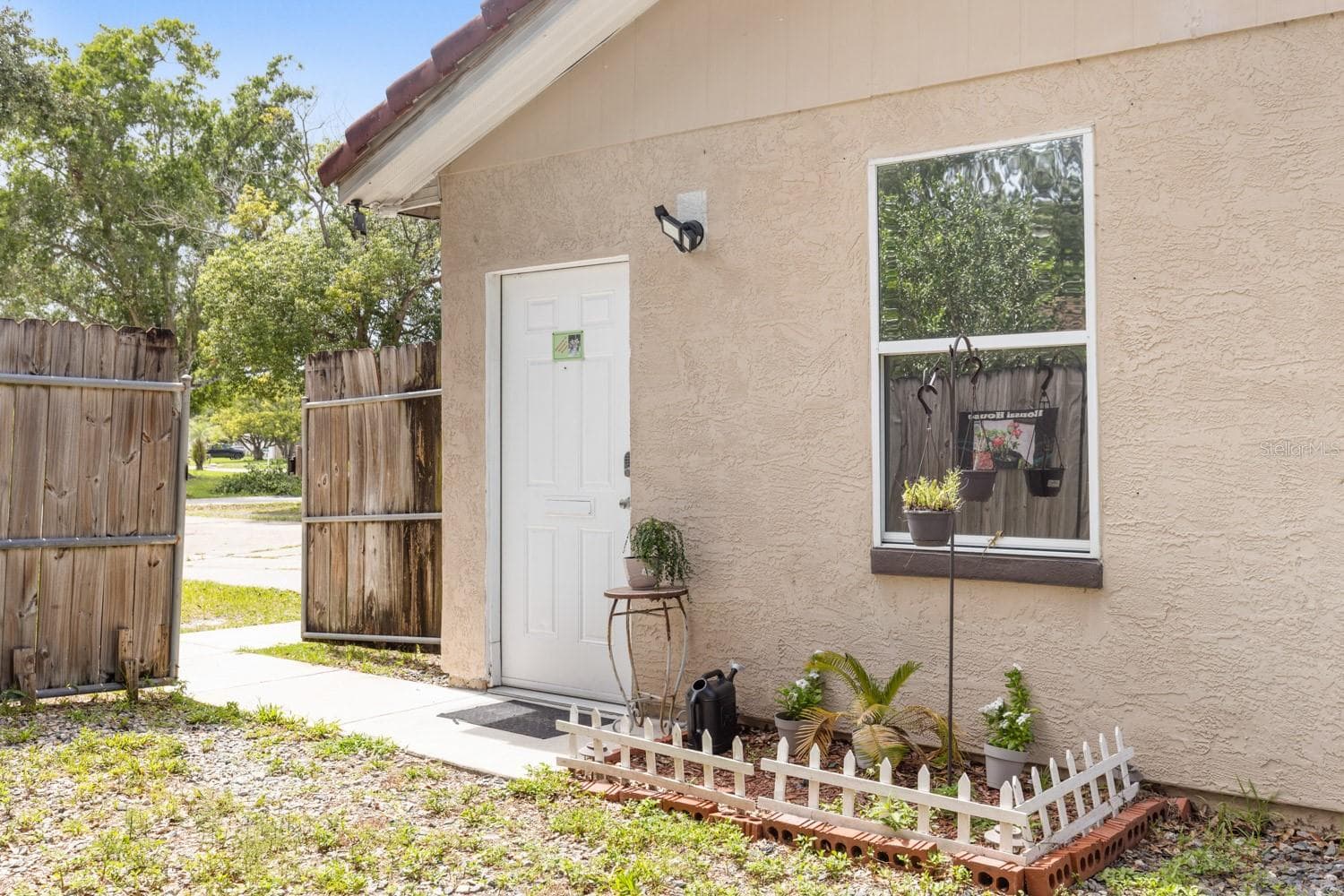 Mother-in-law suite entrance #1 - 8243 PAMLICO ST, ORLANDO