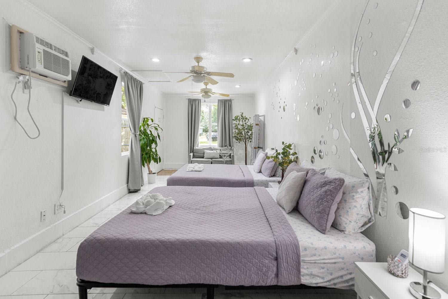 Mother-in-law suite #1 living area/extra sleeping area - 8243 PAMLICO ST, ORLANDO