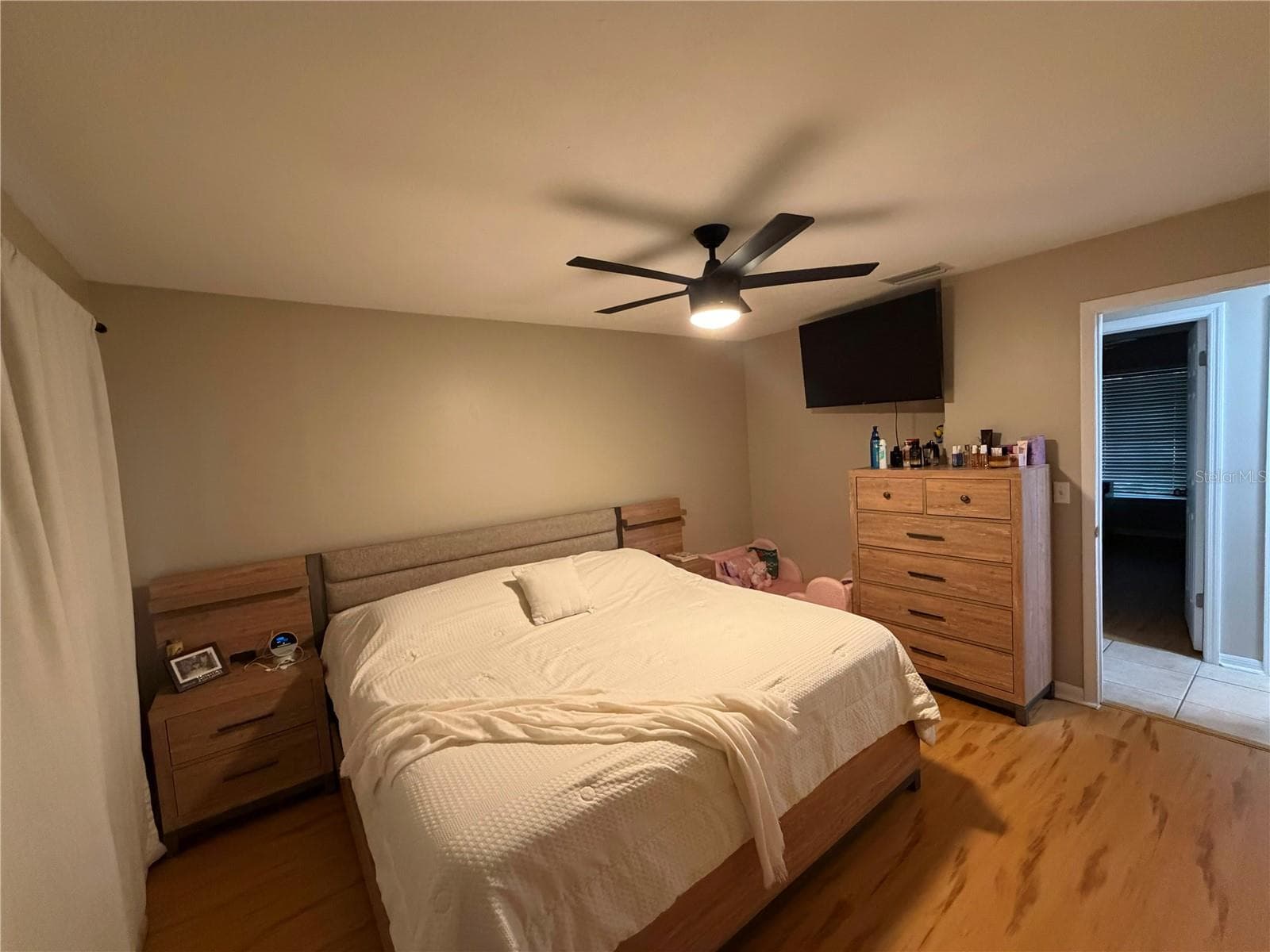 Single Family Residence at 2206 PAVILION PL, BRANDON, photo 19 of 33