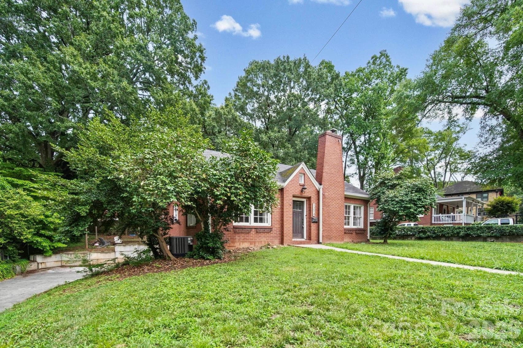 Single Family Residence at 1214 S York Street, Gastonia, photo 30 of 37