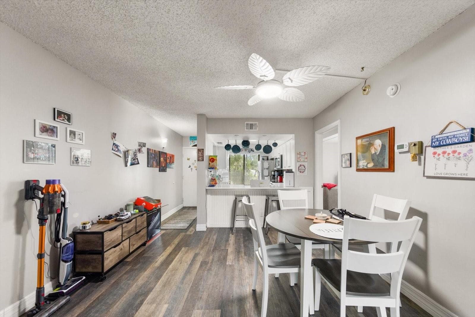 KITCHEN / DINING AREA - 6219 PALMA DEL MAR BLVD S #102, ST PETERSBURG