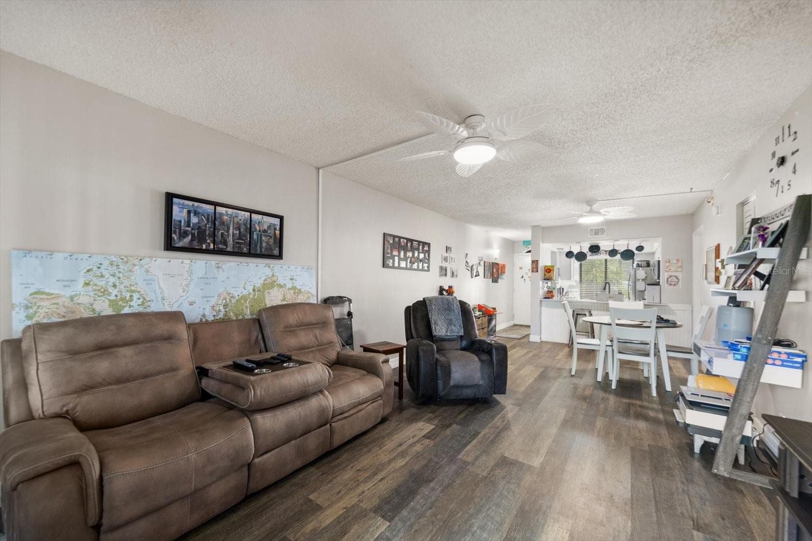 LIVING ROOM - 6219 PALMA DEL MAR BLVD S #102, ST PETERSBURG