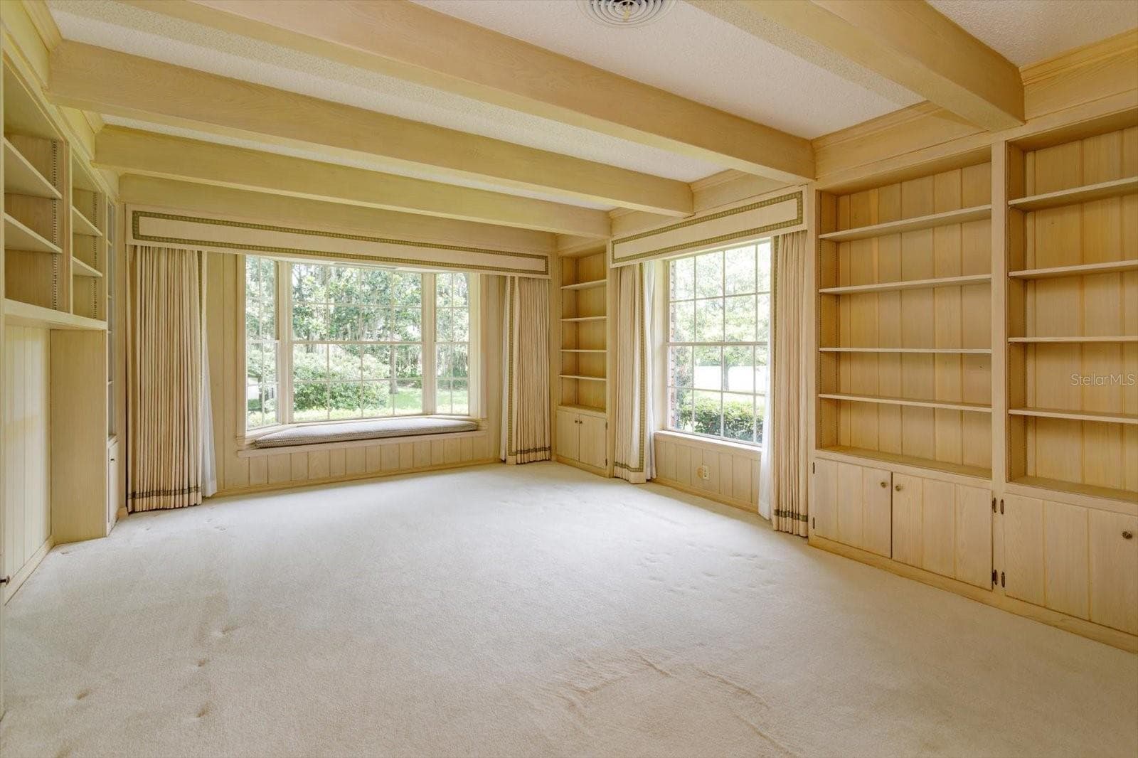 Den/Library could be bedroom for multi-generational with ensuite bathroom - 5019 GRAN LAC AVE, ORLANDO