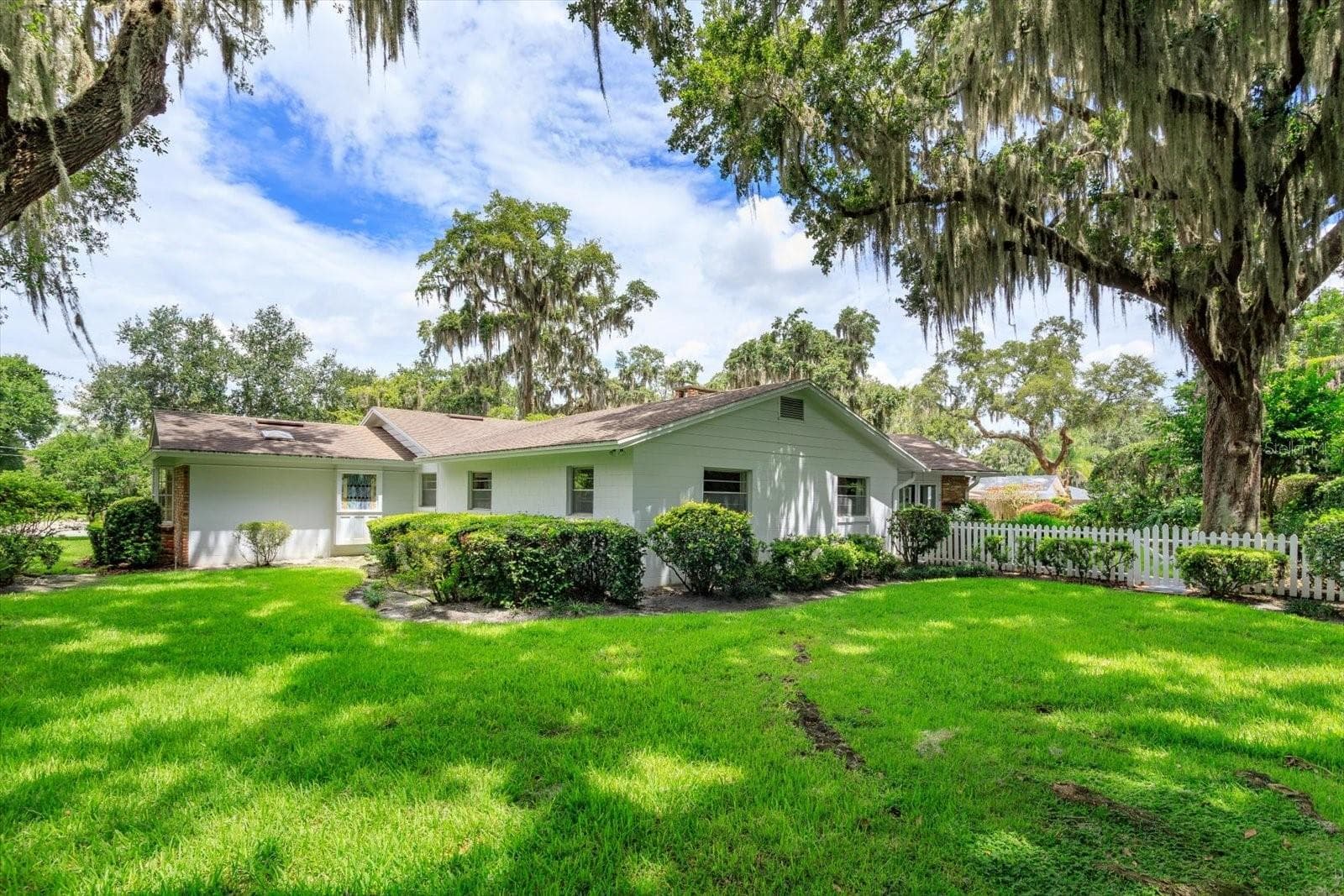Rear yard from fenced back yard gate - 5019 GRAN LAC AVE, ORLANDO