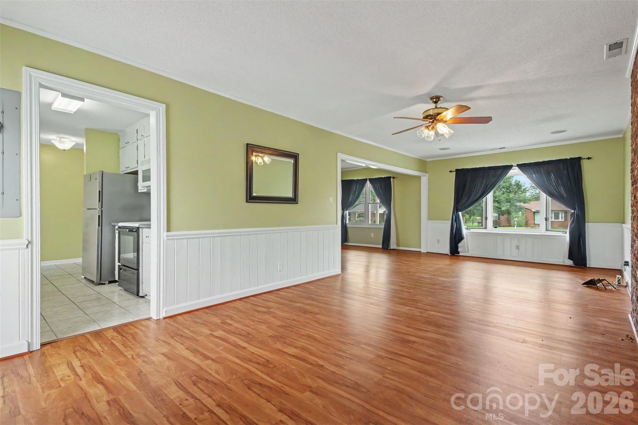Family Room - 155 Park Villa Road, Salisbury