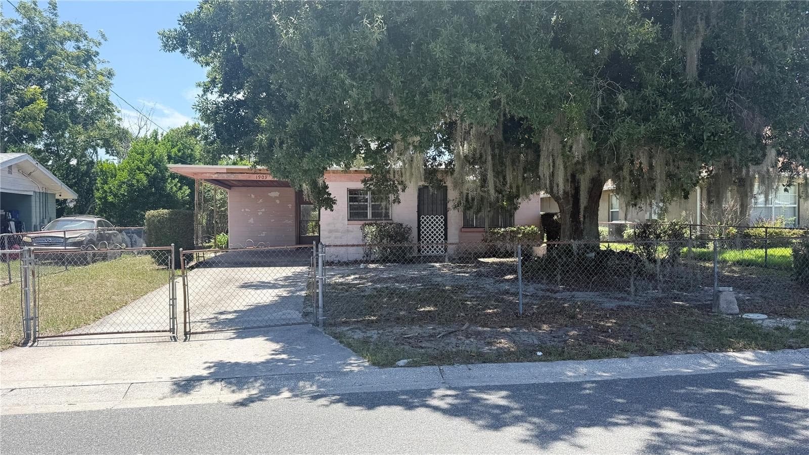 Single Family Residence at 1903 3RD ST NE, WINTER HAVEN, photo 2 of 24