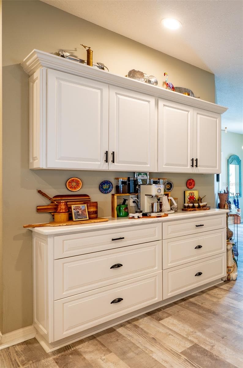 Coffee Bar - 8027 SAINT ANDREWS WAY, MOUNT DORA