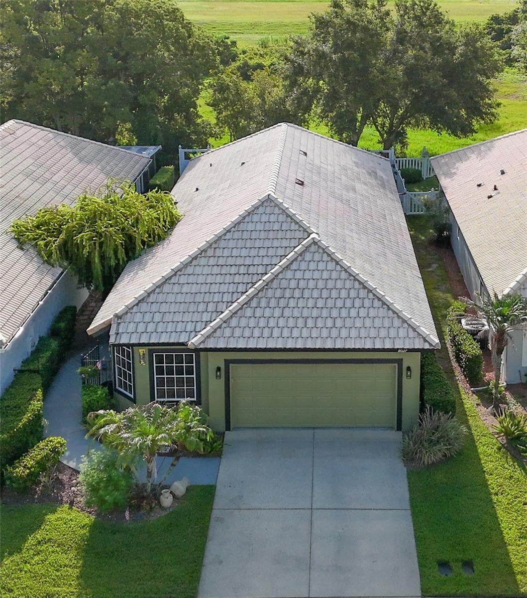 Drone shot of 8027 St Andrews Way - 8027 SAINT ANDREWS WAY, MOUNT DORA