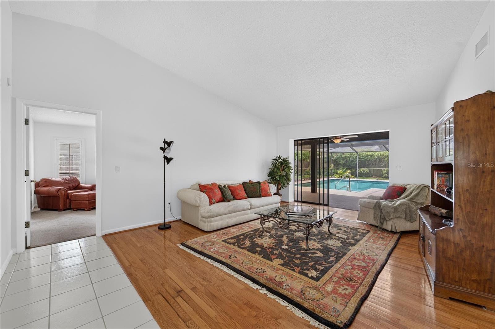 Single Family Residence at 14015 SHADY SHORES DR, TAMPA, photo 6 of 43