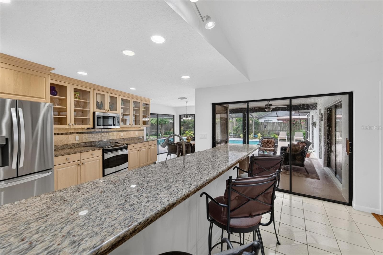 Single Family Residence at 14015 SHADY SHORES DR, TAMPA, photo 10 of 43