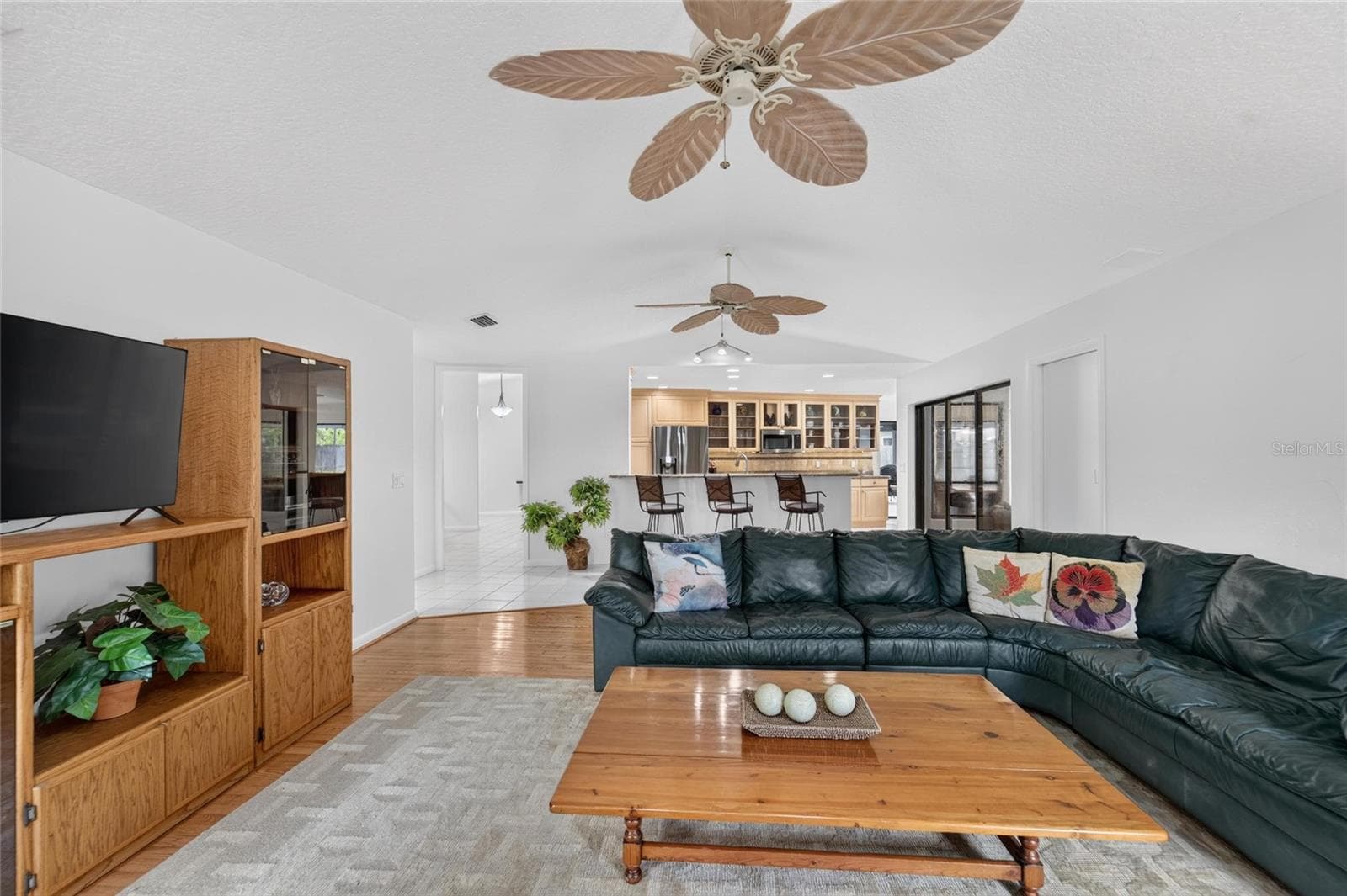 Single Family Residence at 14015 SHADY SHORES DR, TAMPA, photo 17 of 43
