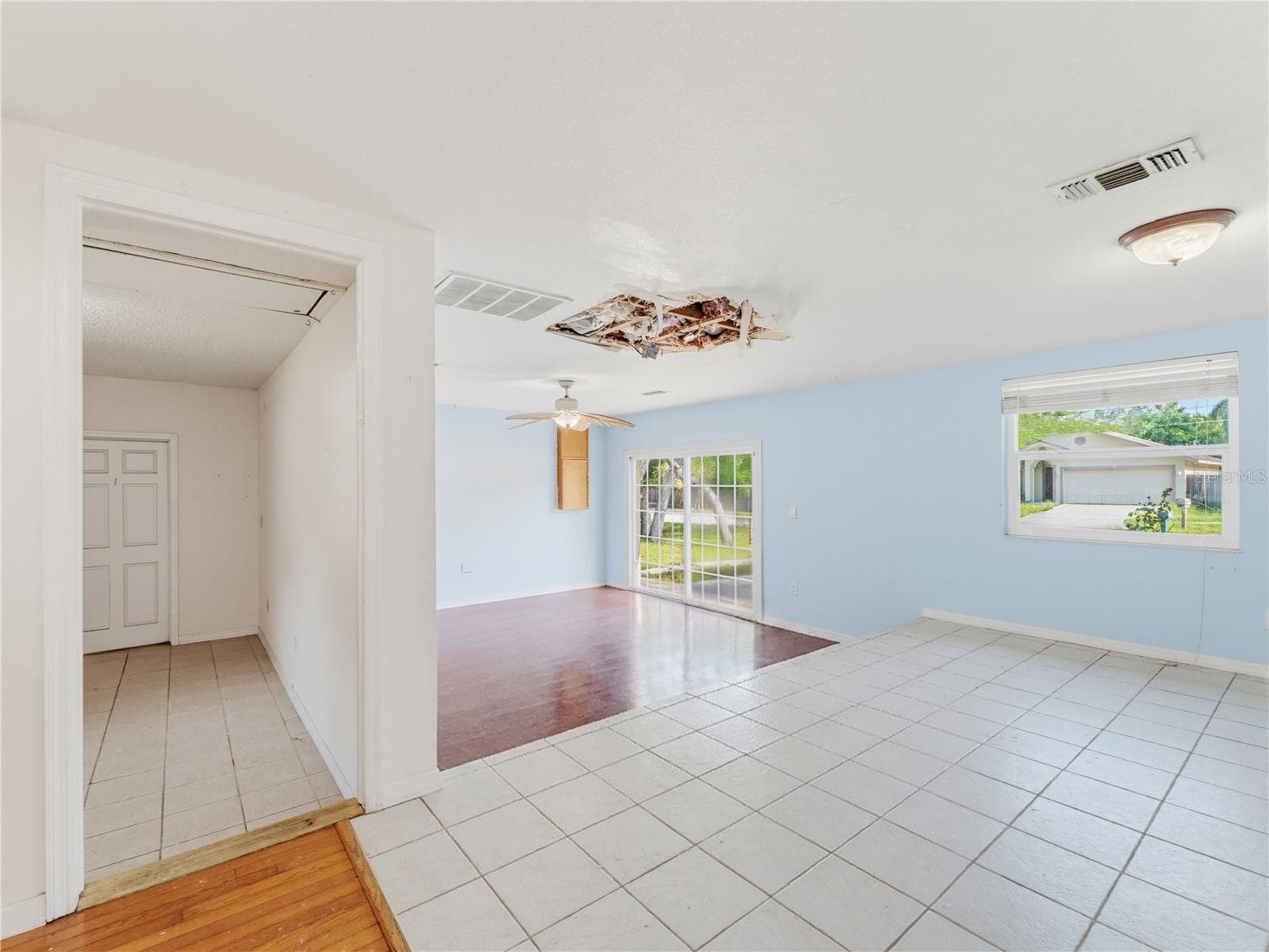 Single Family Residence at 1116 E OAKWOOD ST, TARPON SPRINGS, photo 26 of 68