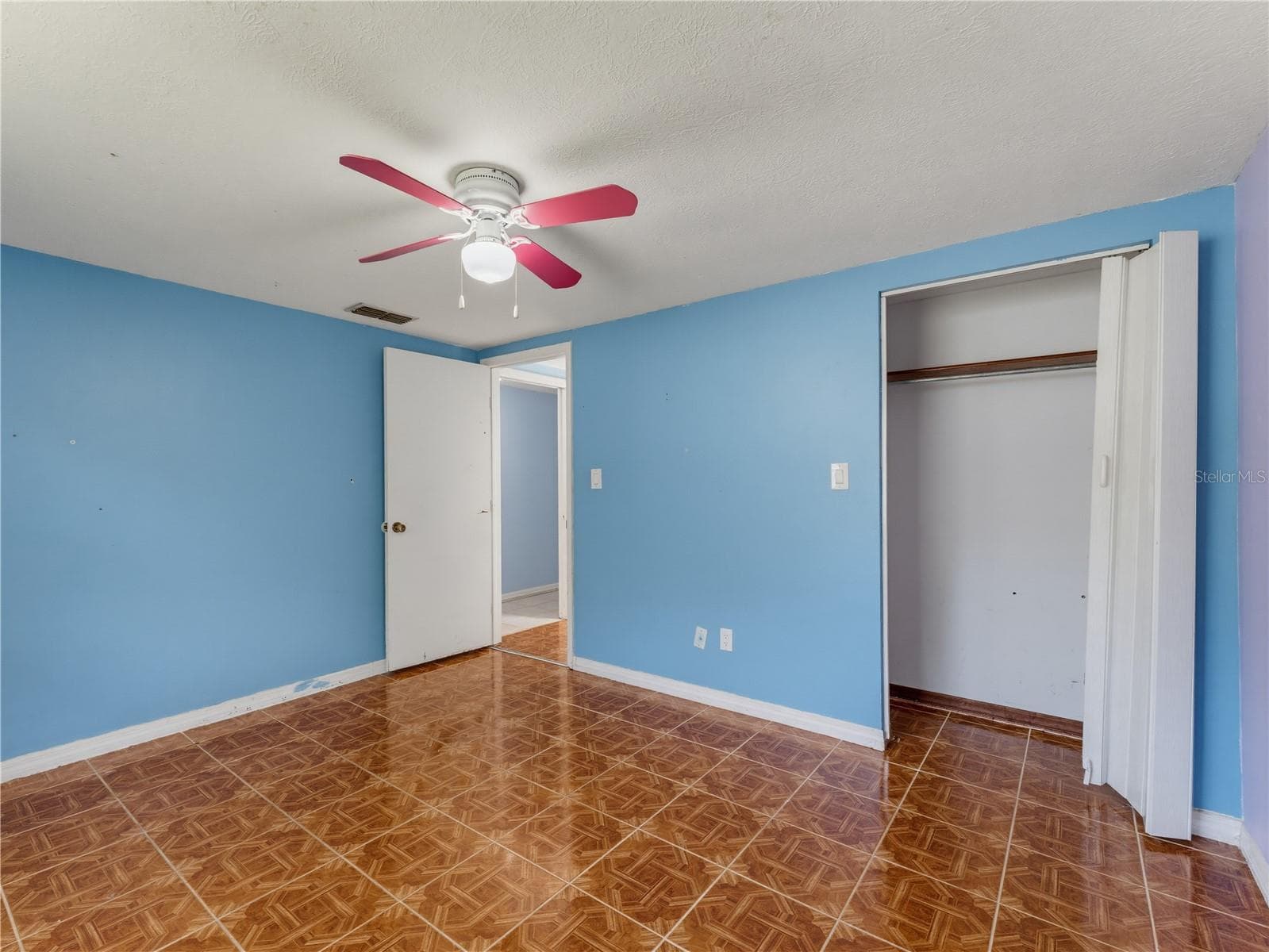 Single Family Residence at 1116 E OAKWOOD ST, TARPON SPRINGS, photo 39 of 68