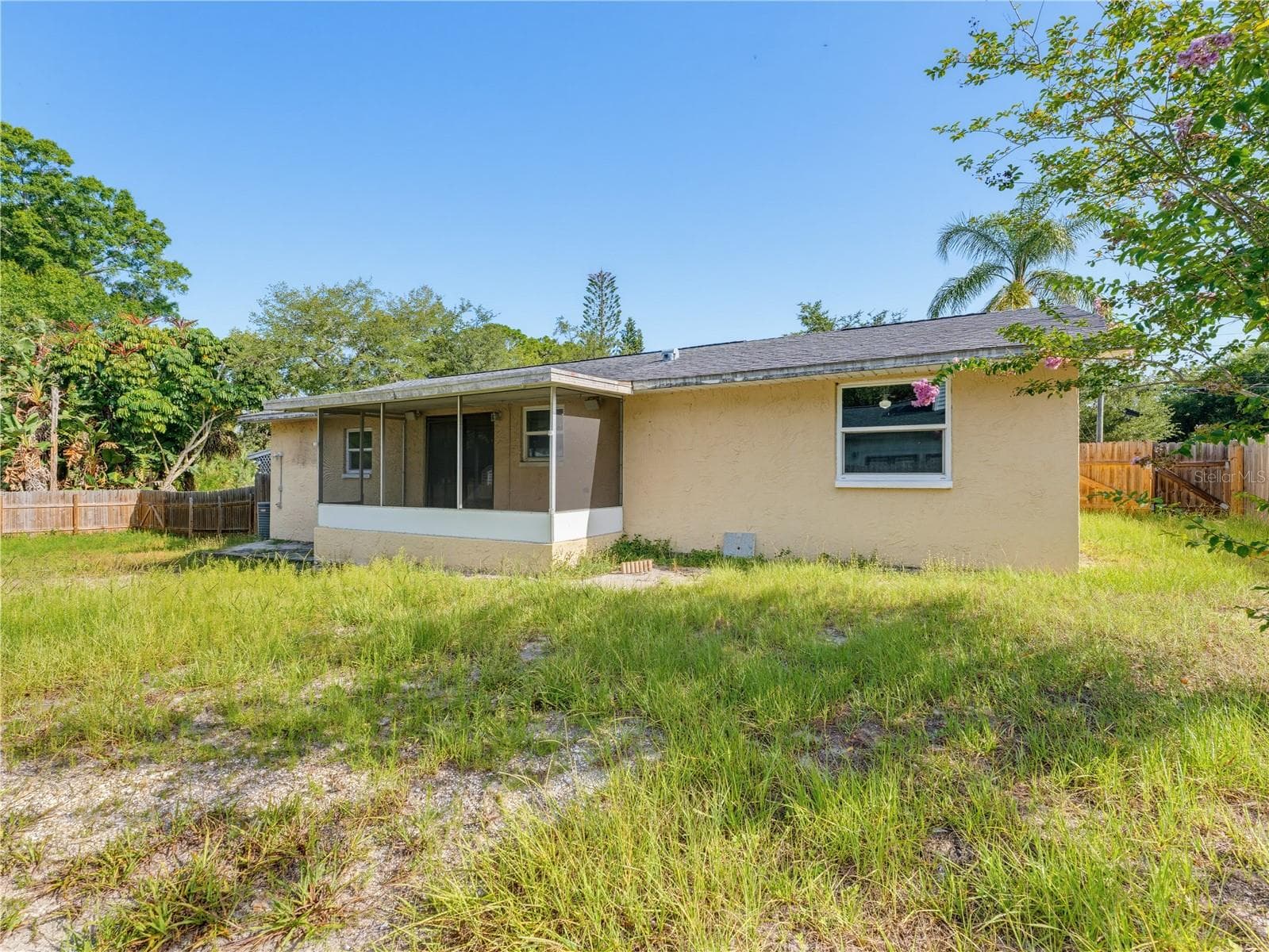 Single Family Residence at 1116 E OAKWOOD ST, TARPON SPRINGS, photo 54 of 68