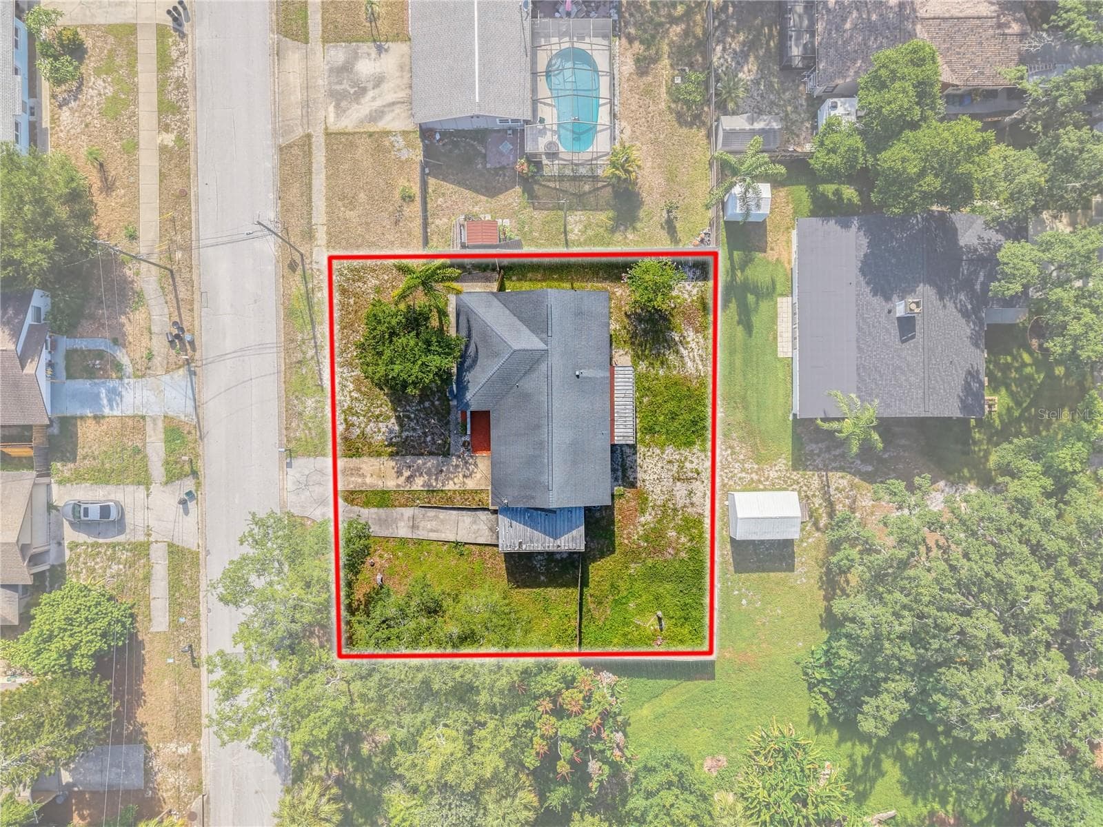 Lot Lines are Not Exact and are for referrance only - 1116 E OAKWOOD ST, TARPON SPRINGS