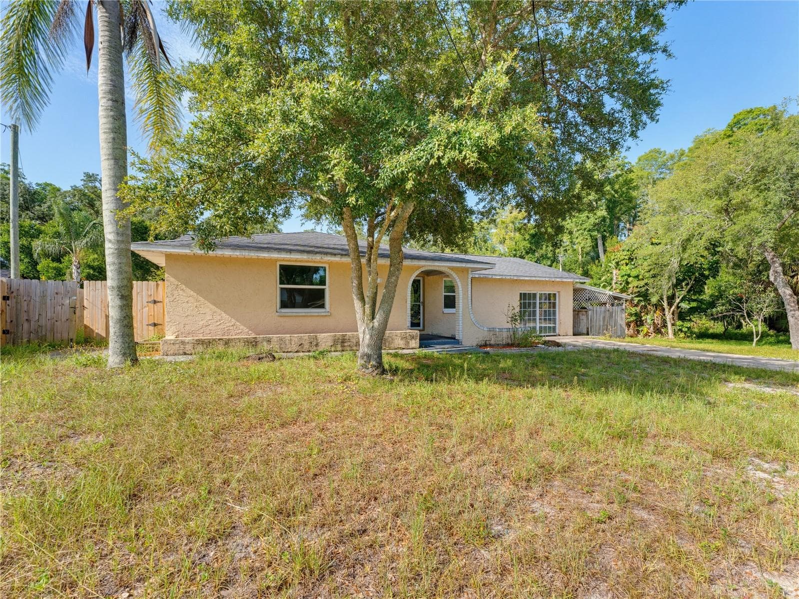 Single Family Residence at 1116 E OAKWOOD ST, TARPON SPRINGS, photo 67 of 68