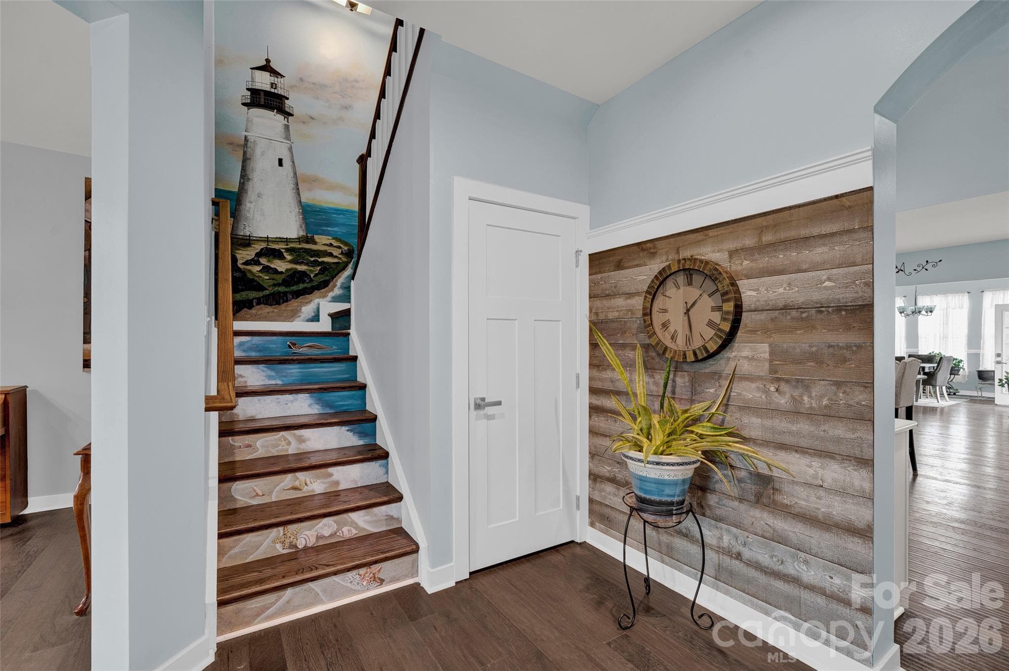 Single Family Residence at 11216 Vanguard Parkway, Huntersville, photo 5 of 32