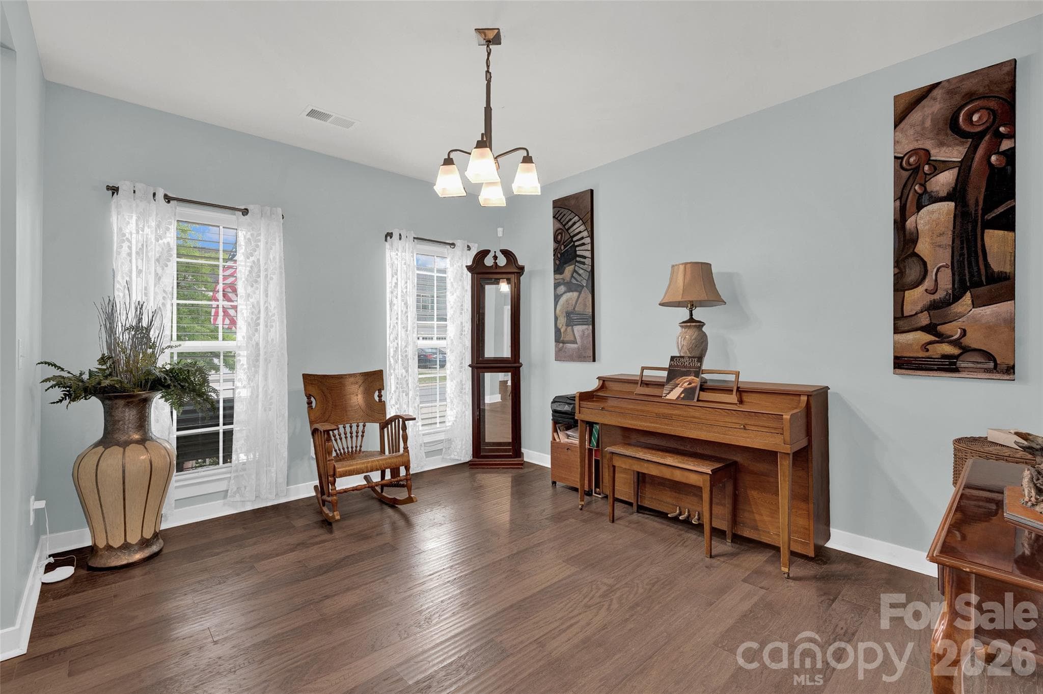 Single Family Residence at 11216 Vanguard Parkway, Huntersville, photo 6 of 32