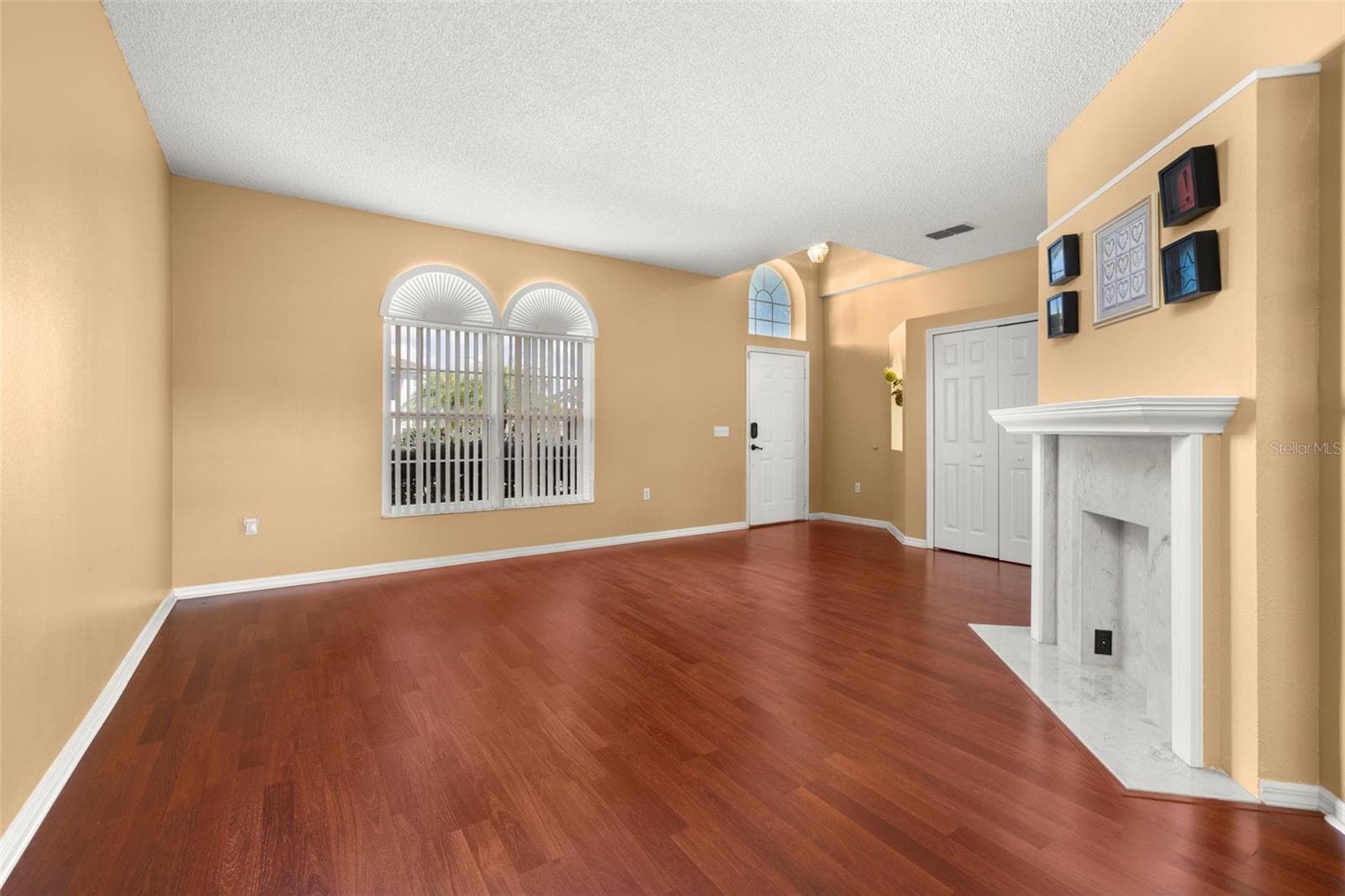 Living Room - 2605 FERN COVE WAY, KISSIMMEE