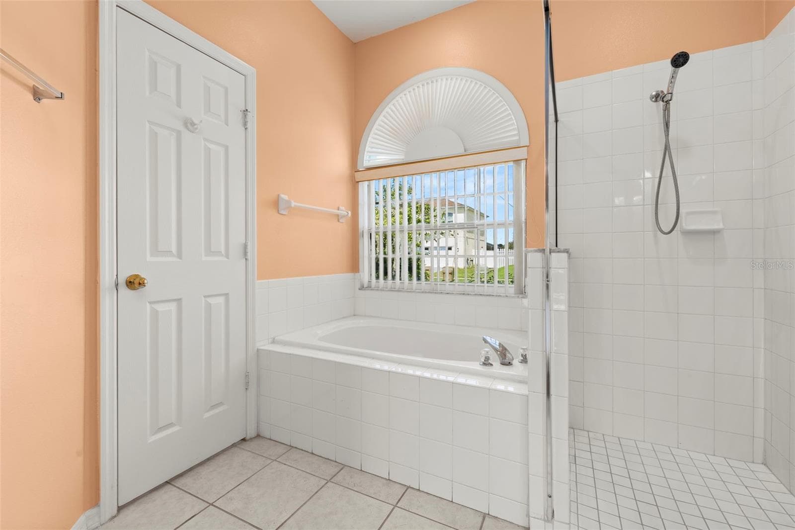 Master Bathroom - 2605 FERN COVE WAY, KISSIMMEE
