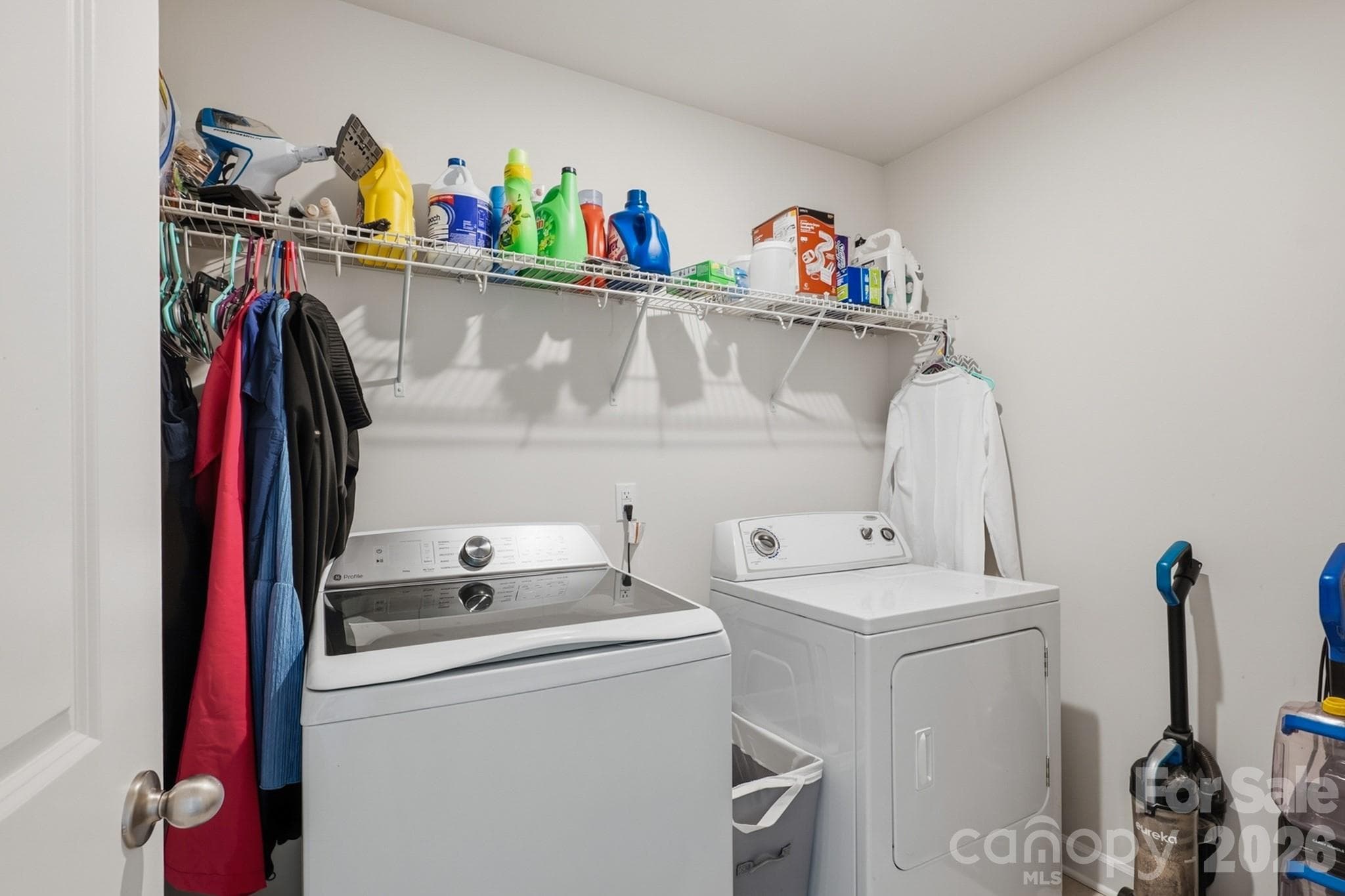 Laundry - 571 Palmarosa Street, Fort Mill