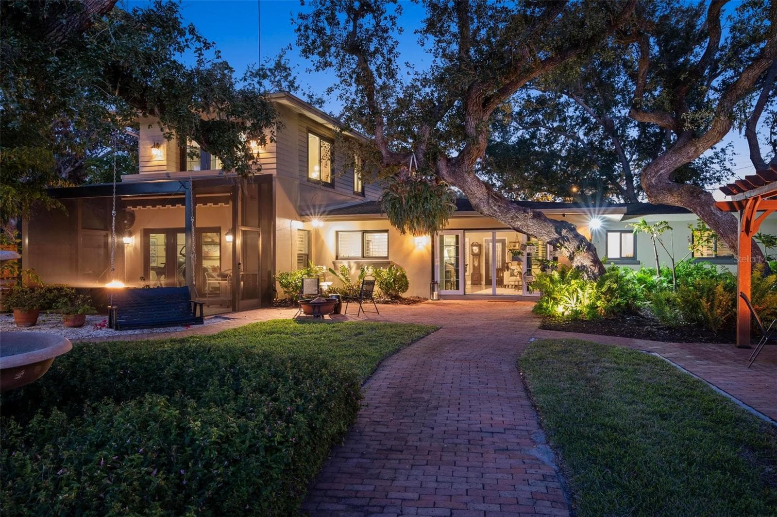 Backyard - 1827 BAYWOOD DR, SARASOTA