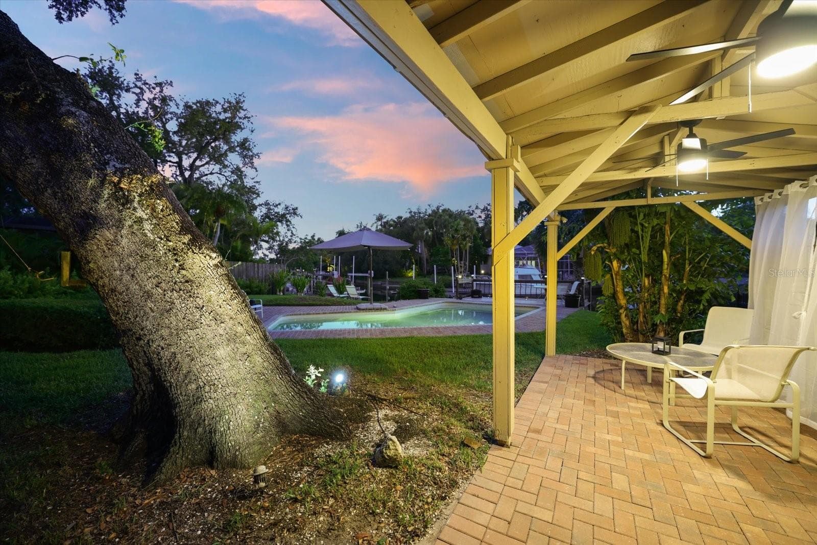 Single Family Residence at 1827 BAYWOOD DR, SARASOTA, photo 64 of 76