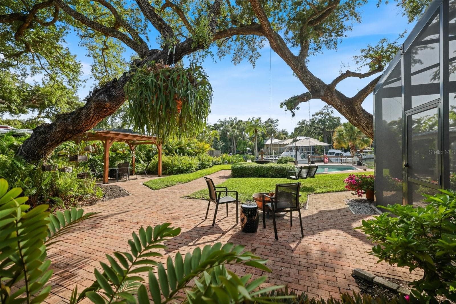 Single Family Residence at 1827 BAYWOOD DR, SARASOTA, photo 66 of 76