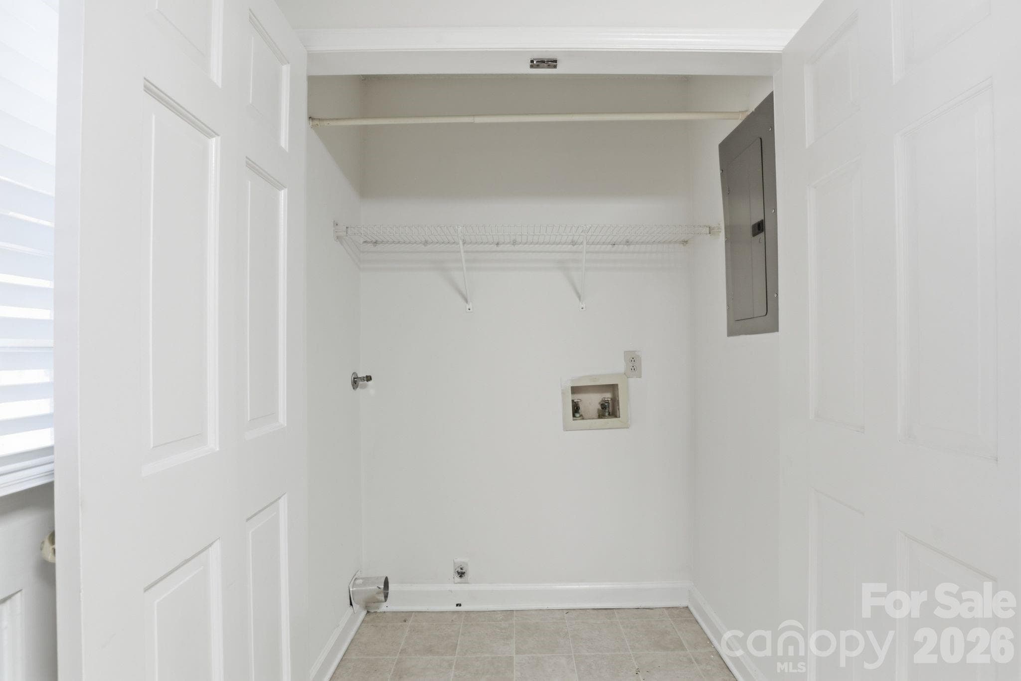 Laundry closet - 2500 Round Table Road, Monroe