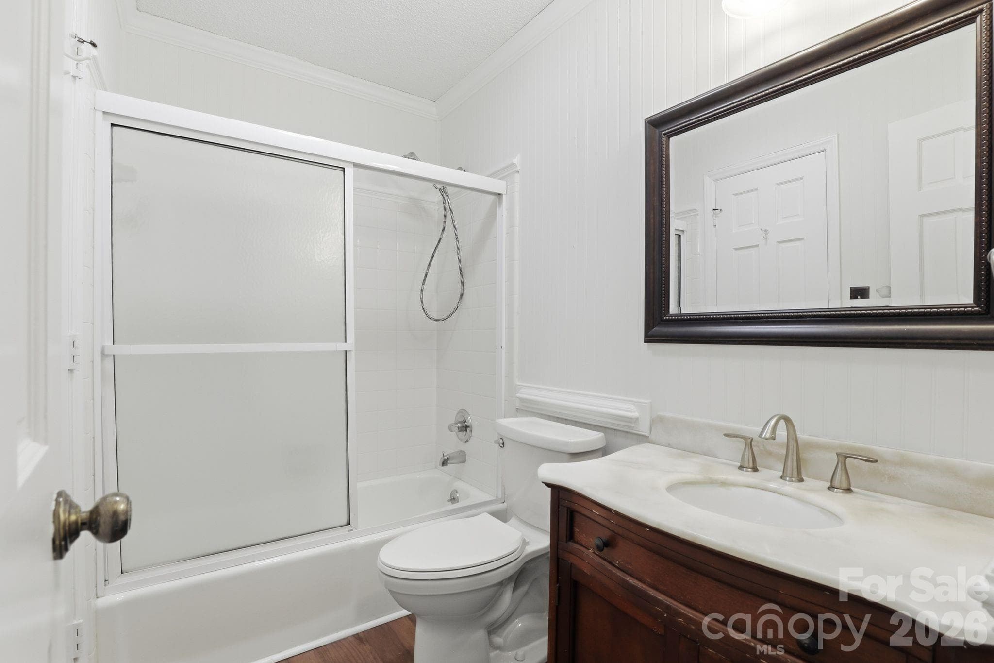 First floor full bath - 2500 Round Table Road, Monroe