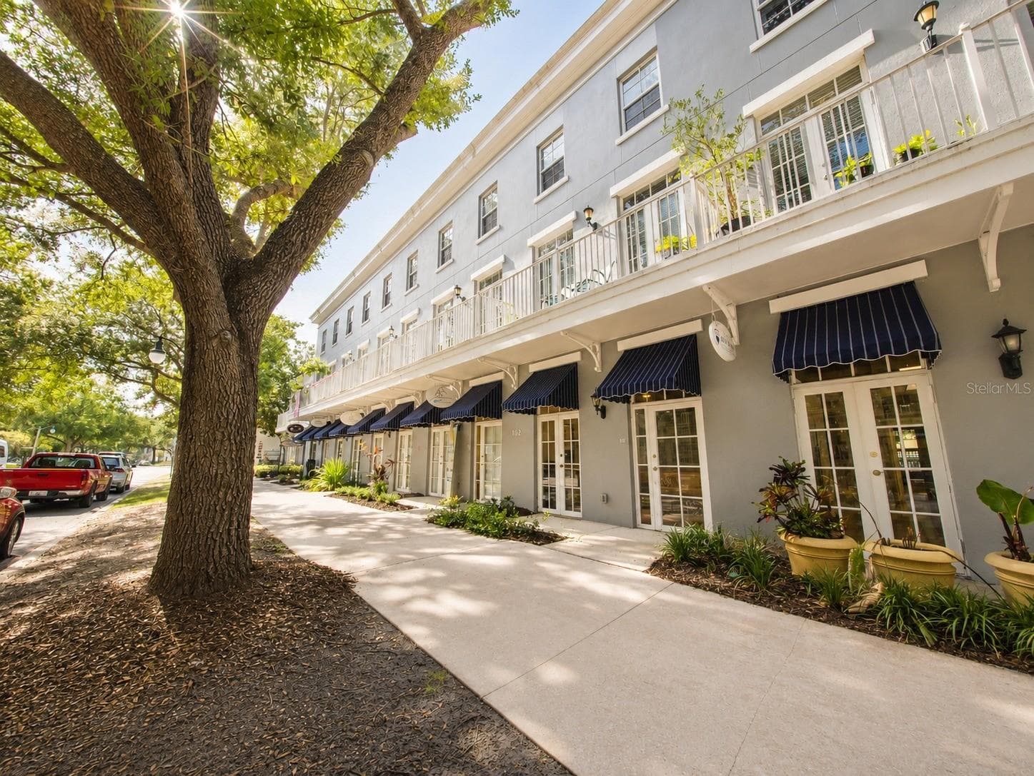 660 CELEBRATION AVE #240