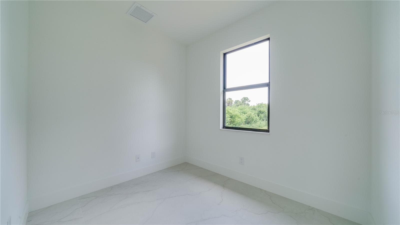 Den/Office/Playroom/Exercise Room! Very versatile! - 2713 8TH ST W, LEHIGH ACRES