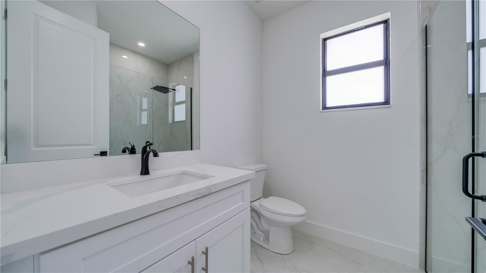 Quartz countertop! - 2713 8TH ST W, LEHIGH ACRES