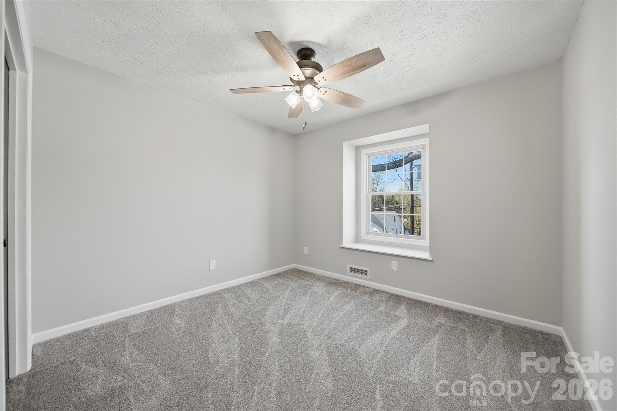 Condominium at 414 7th Street NE, Hickory, photo 25 of 36