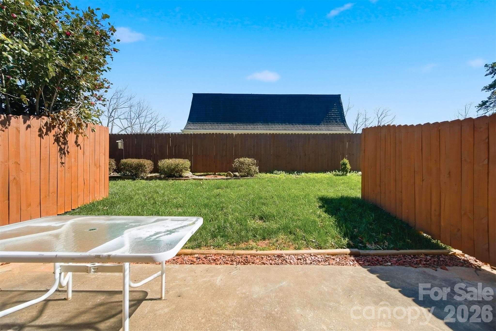 Condominium at 414 7th Street NE, Hickory, photo 29 of 36