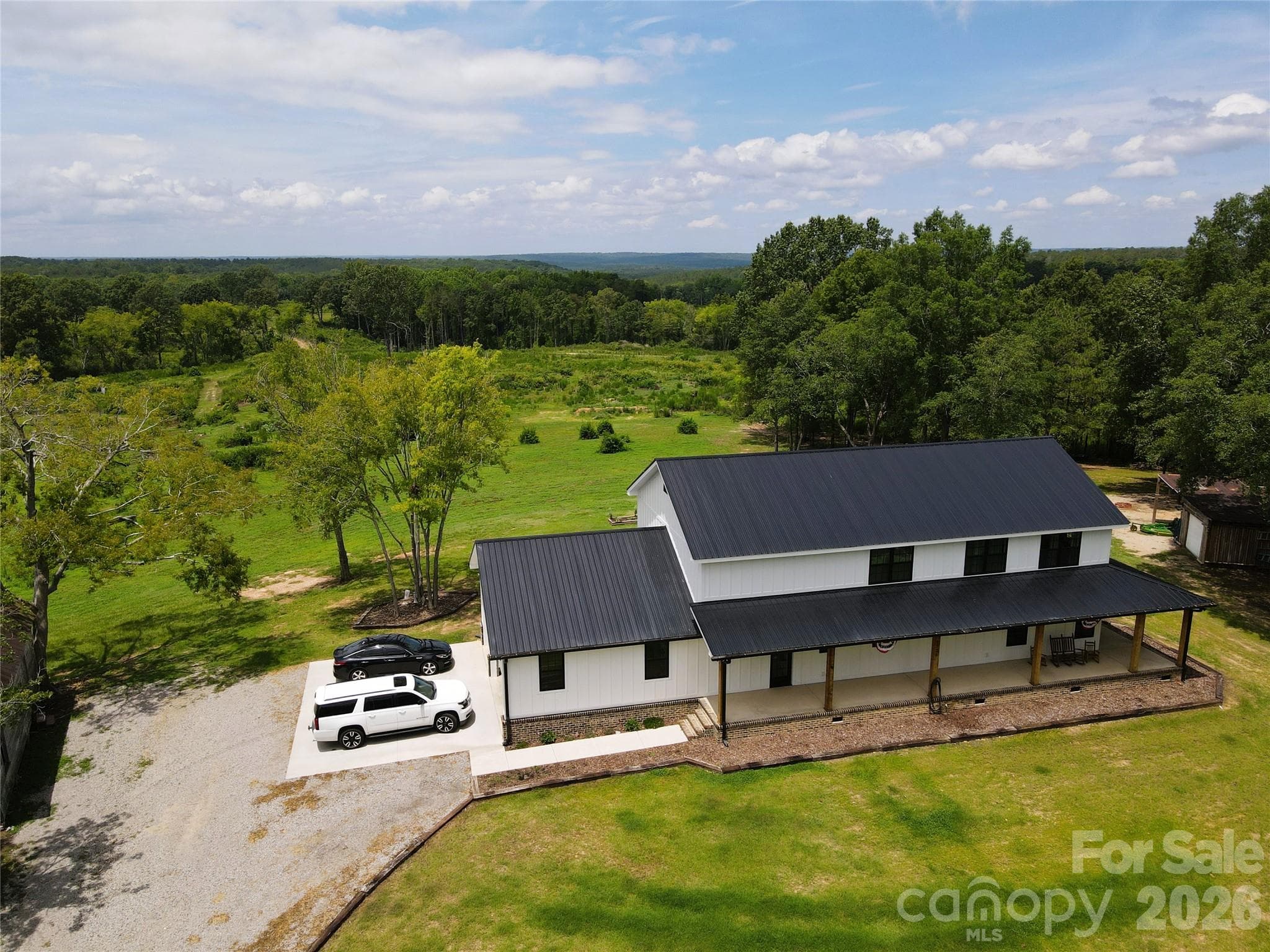 Single Family Residence at 1726 Old Cheraw Highway, Rockingham, photo 2 of 48