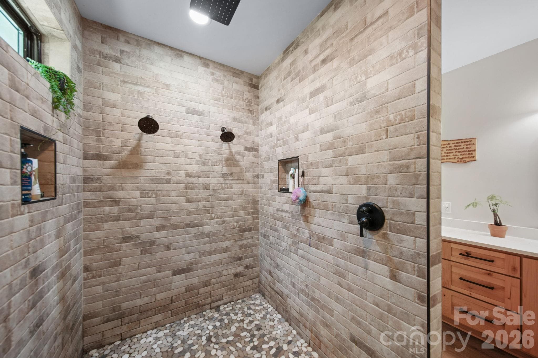 Large walk-in shower - 1726 Old Cheraw Highway, Rockingham