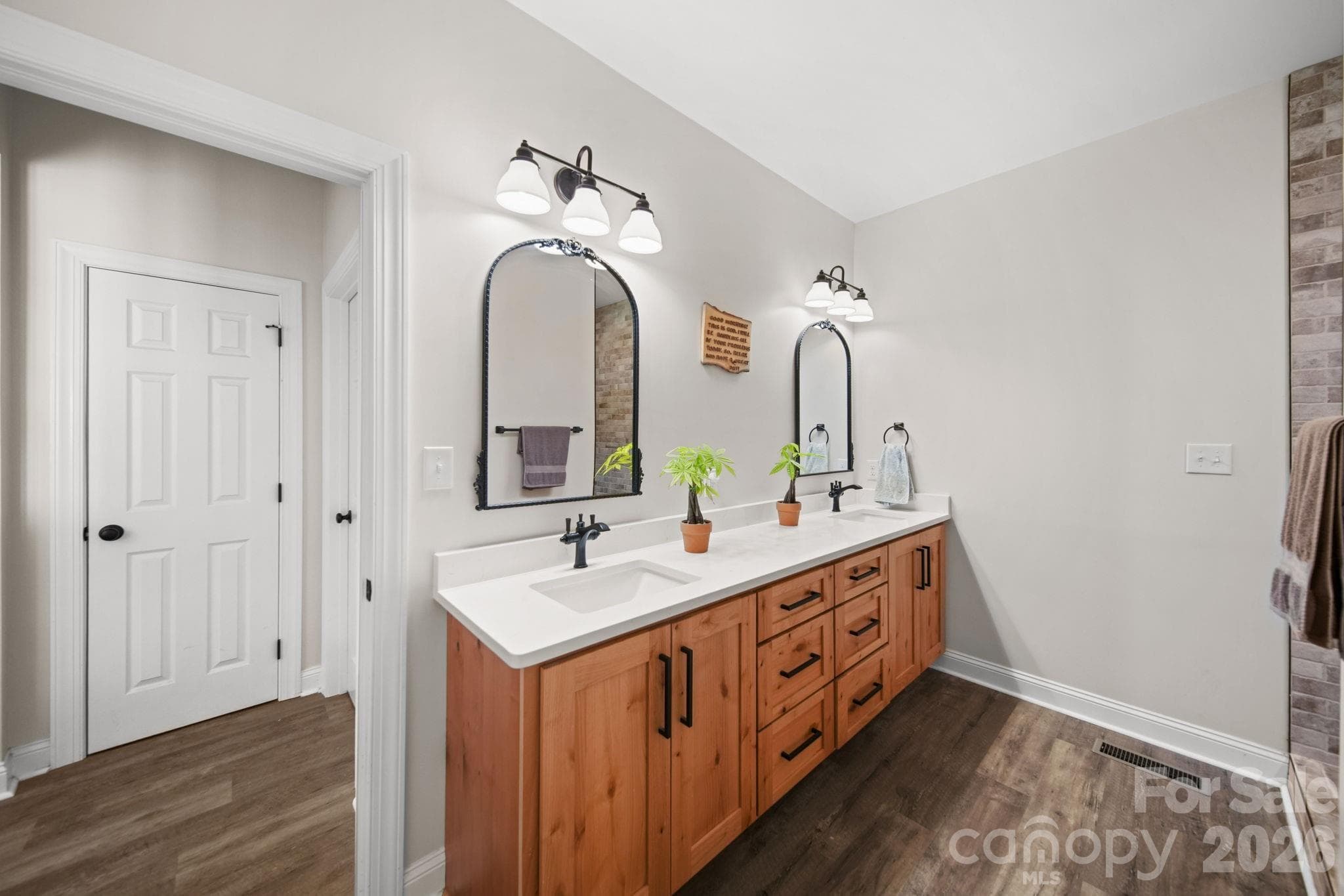 Single Family Residence at 1726 Old Cheraw Highway, Rockingham, photo 23 of 48