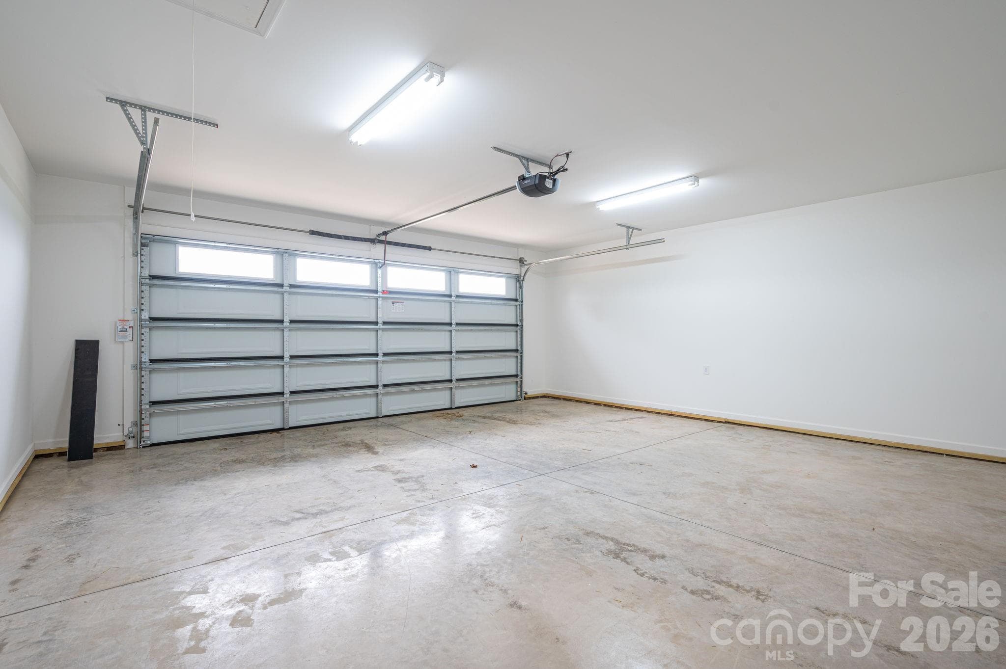 Garage - 307 Northbrook III School Road, Vale